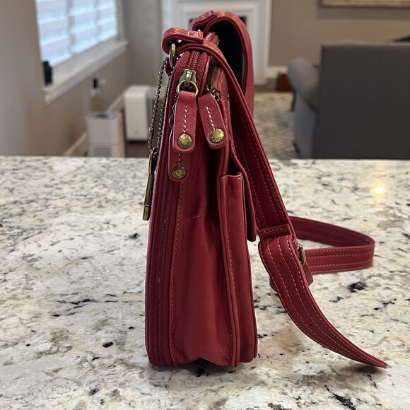 Fossil Red Leather Crossbody Tote Organizer Bag ID Window Key Charm Y2K Purse - Picture 8 of 16